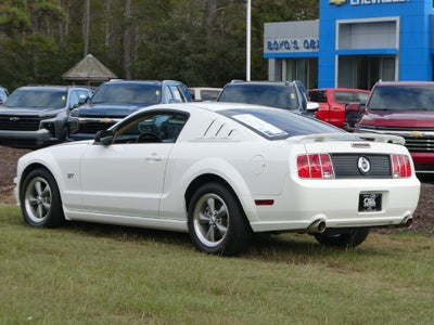 2006 Ford Mustang GT Deluxe