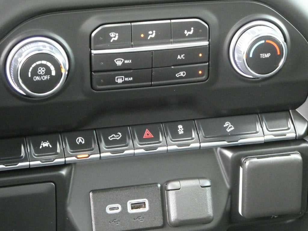 2024 Chevrolet Silverado 1500 Custom Trail Boss