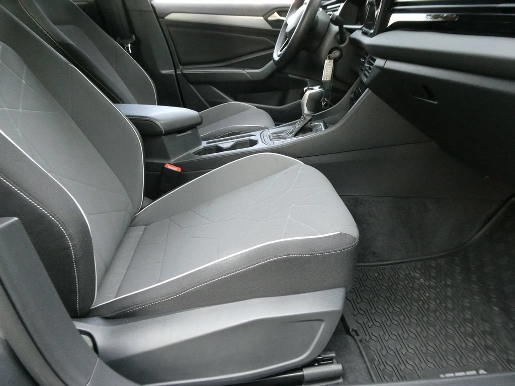 2025 Volkswagen Jetta Sport