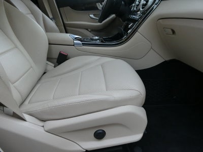 2017 Mercedes-Benz GLC GLC 300